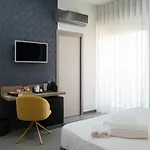 Myhouse 4* Помпеи