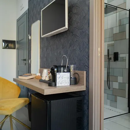 Myhouse 4*